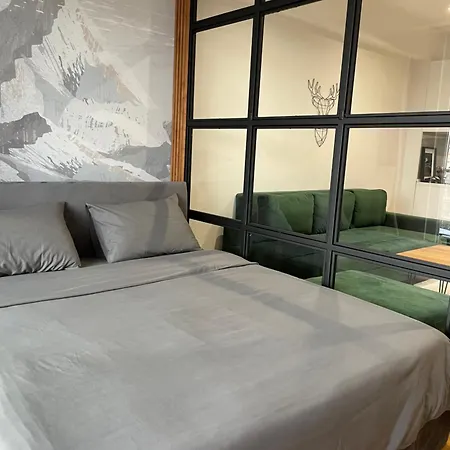 Apartment Urban Leks